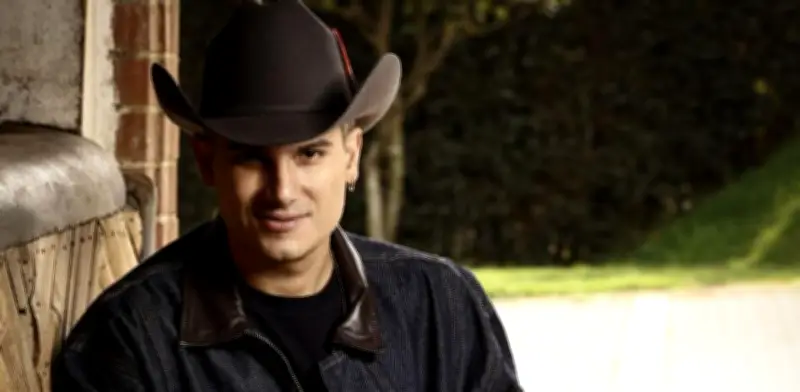 Pipe Bueno busca mujeres despechadas para lanzamiento de 'Ya te superé', un himno de empoderamiento