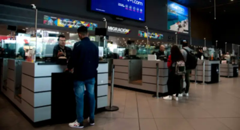 Plan tortuga de Migración Colombia amenaza con colapsar vuelos internacionales este 10 de febrero