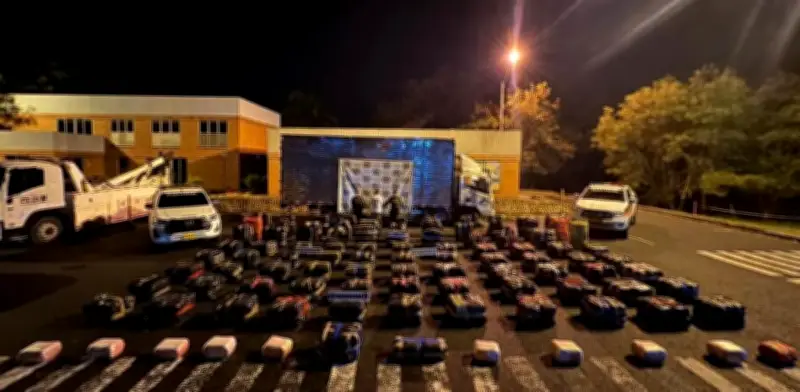 Policía incauta más de dos toneladas de marihuana en furgón de ruta Corinto-Bogotá