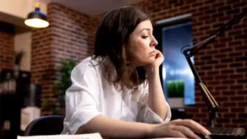 ¿Por qué los 40 son considerados la década más agotadora de la vida adulta?