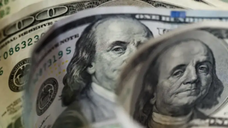 Precio del dólar en Colombia hoy 12 de febrero de 2026: abre con leve descenso