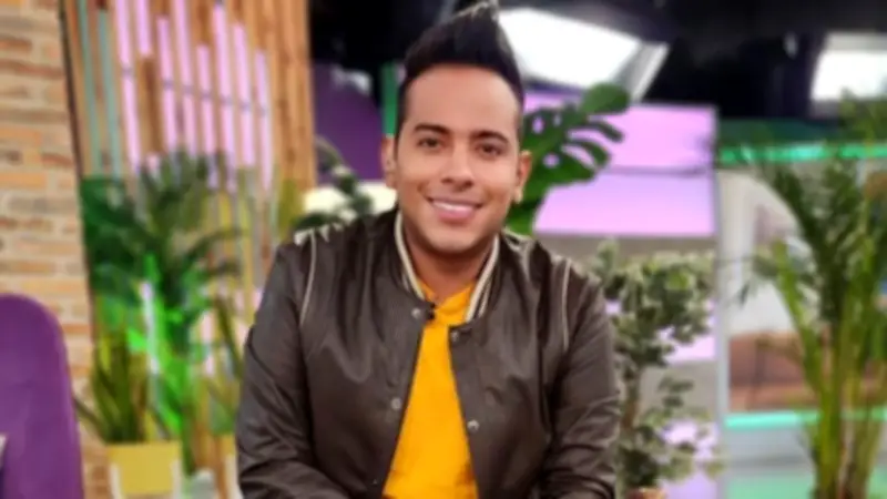 Presentador de RCN se rapa la cabeza en solidaridad con niño que lucha contra el cáncer