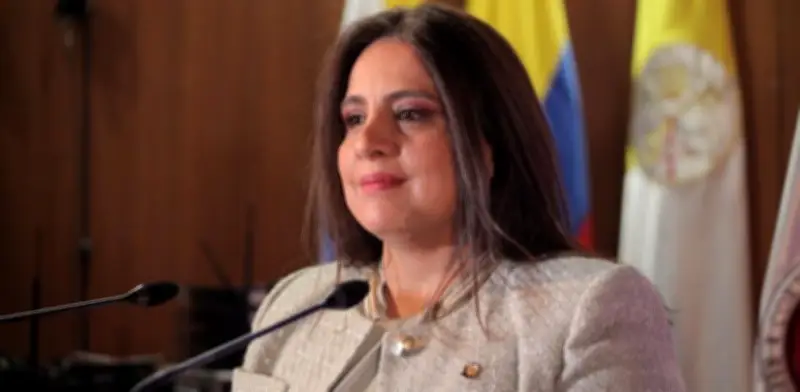 Presidenta de la Corte Constitucional reivindica control sobre estados de excepción en aniversario