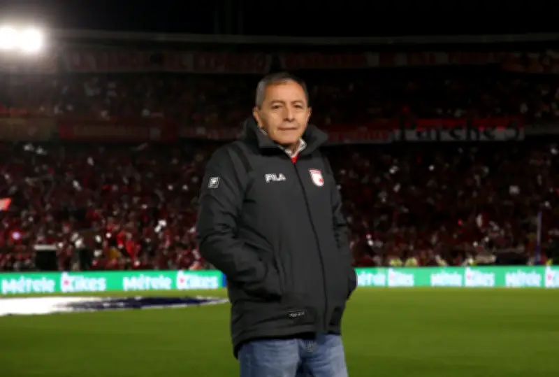 Presidente de Santa Fe denuncia que error arbitral contra Nacional costaría miles de millones de pesos