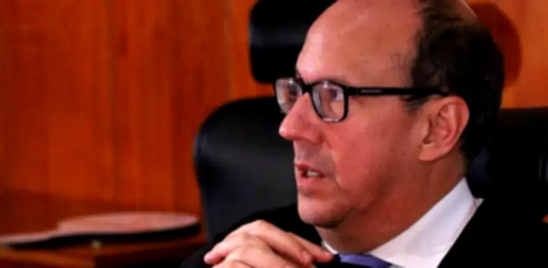 Presidente del Consejo de Estado aclara: suspensión del salario mínimo solo busca cumplir la ley