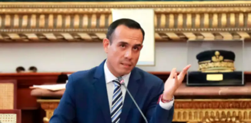 Presidente interino de Perú José Jerí niega irregularidades en contrataciones antes de moción de censura