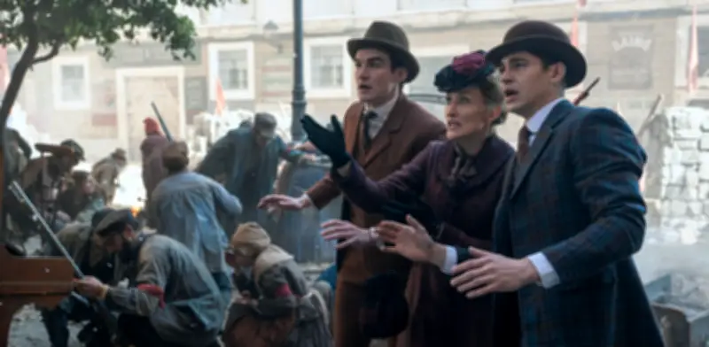 Prime Video estrena 'Young Sherlock': serie que reinventa la juventud del detective y su relación con Moriarty