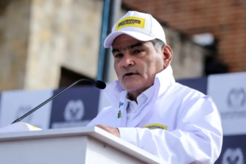 Procurador Eljach responde con firmeza a Petro por acusaciones de fraude electoral