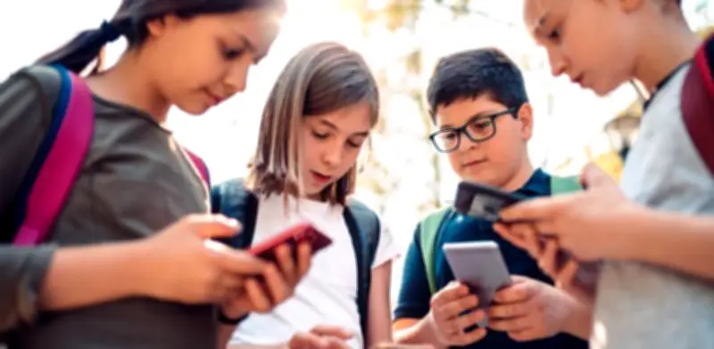 Prohibición de redes sociales para menores: países que lideran la restricción global