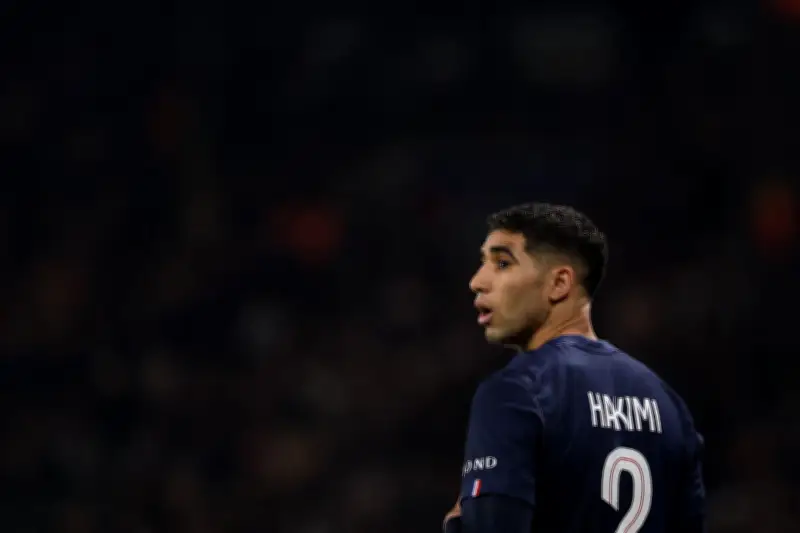 PSG convoca a Hakimi para Champions pese a juicio por violación en Francia