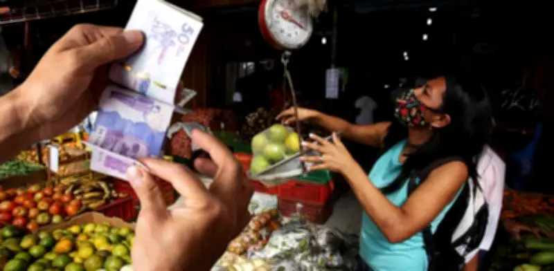 Rebrote inflacionario de enero impactó más a hogares vulnerables y clase media en Colombia