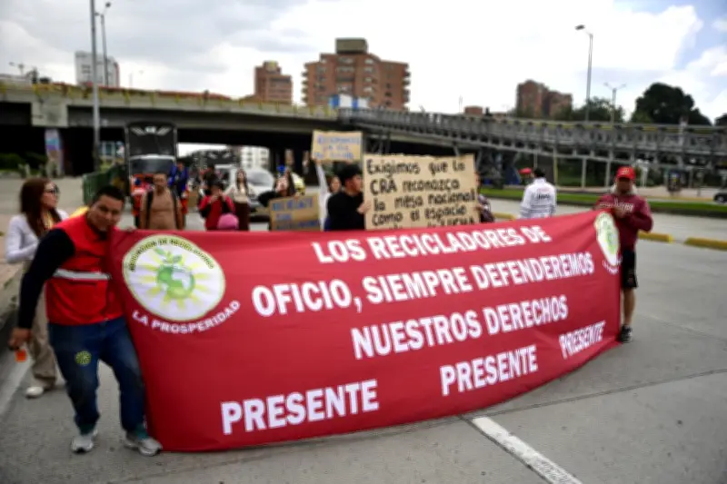 Recicladores de Bogotá finalizan protestas tras firmar acuerdo con el Gobierno Nacional