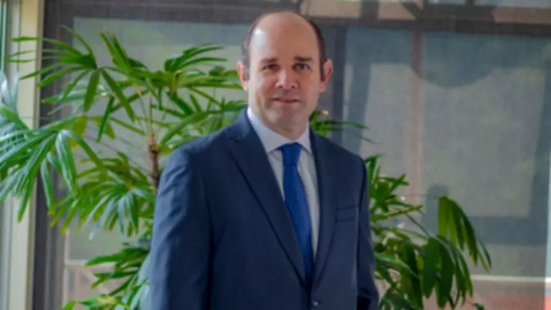 Rector de la UNAB ratificado en junta directiva del Icetex para periodo 2026-2028