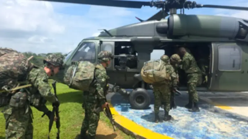 Refuerzo militar de 100 soldados llega a Segovia, Antioquia, tras ataque con dron
