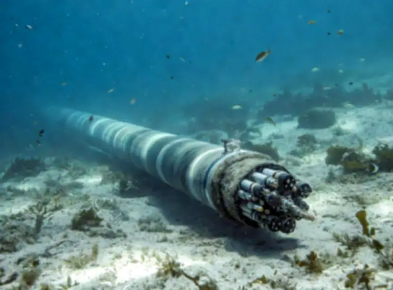 Retiran histórico cable TAT-8 tras 35 años: el fin de una era en la conectividad global