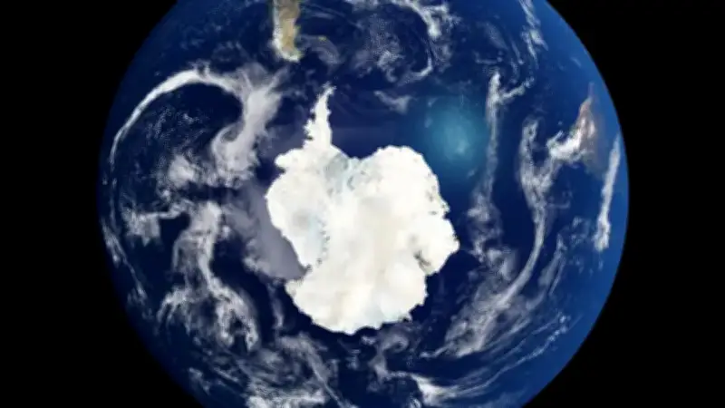 Revelan el misterio bajo el hielo antártico: 30.000 colinas y un paisaje oculto