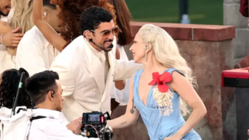 Rosalía, Lady Gaga y Residente elogian la actuación de Bad Bunny en el Super Bowl