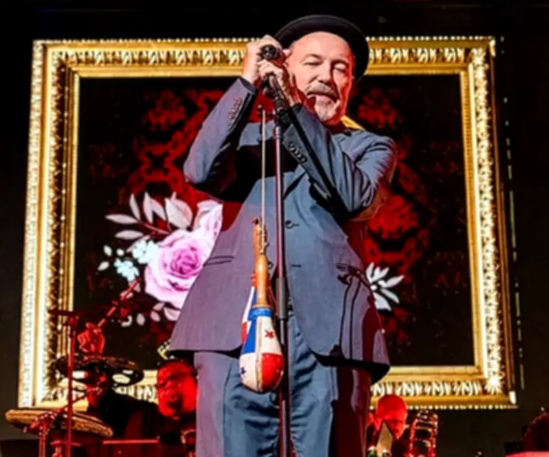 Rubén Blades anuncia retiro de giras en 2027 tras legado salsero de US$20 millones