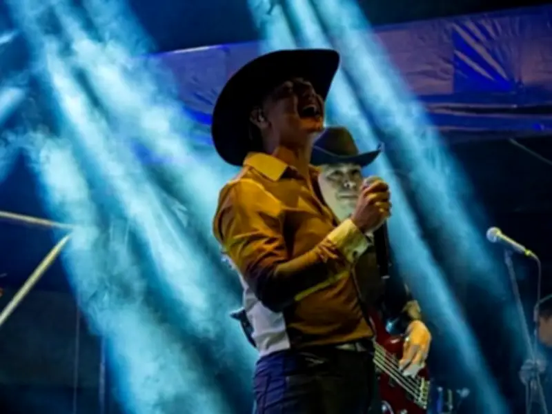 Ryan Sanabria lanza 'Hermanos de Paso Fino', un homenaje musical a la tradición caballista de Santander