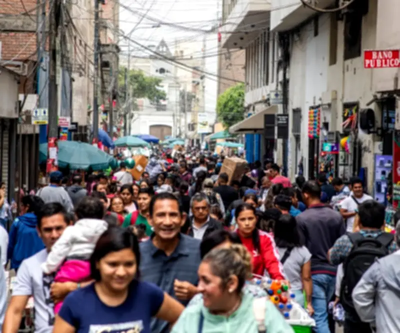 Salario promedio en Perú registra mayor crecimiento en 16 años superando nivel prepandemia