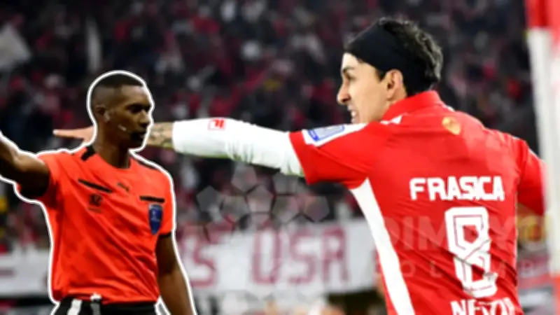Santa Fe acude a la FIFA tras polémico arbitraje en partido contra Atlético Nacional