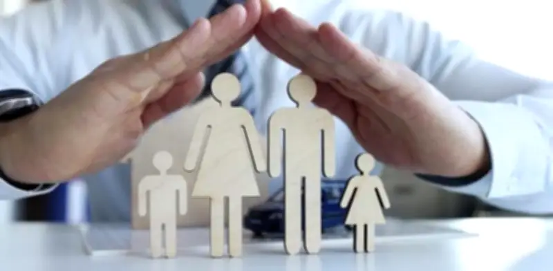 Seguros de salud y vida lideran demanda en Colombia durante 2025, mientras fraude supera 256 mil millones