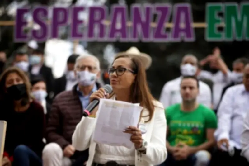 Senadora Bedoya niega acusaciones de coimas por parte de su exasesor Sergio Mesa