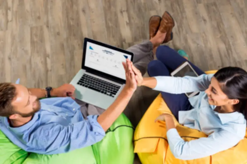 Tarjetas empresariales: la herramienta clave para la visibilidad financiera de las pymes colombianas