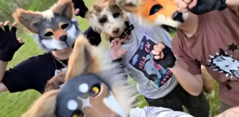 Therians: entre la viralidad juvenil y las alertas de salud mental, expertos piden comprensión antes que estigma