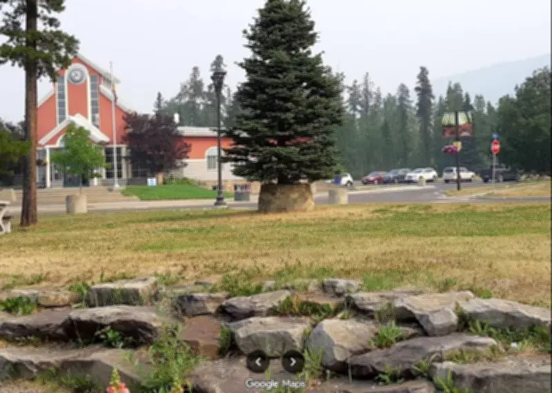 Tiroteo en escuela canadiense deja 10 muertos y más de 25 heridos en Tumbler Ridge