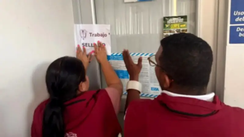 Trabajadores de la Electrificadora de Santander sellan oficinas tras 24 horas de paro