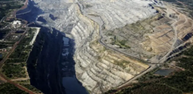 Tribunal ordena a Drummond devolver tierras a víctimas de desplazamiento forzado en el Cesar