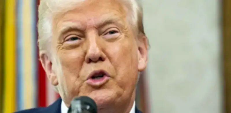 Trump acusa a Obama de filtrar información clasificada tras declarar sobre extraterrestres