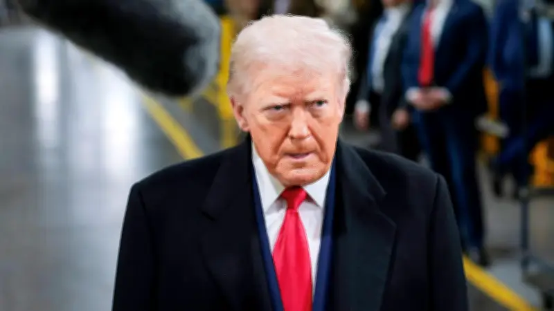 Trump amenaza con bloquear puente entre EE.UU. y Canadá y exige propiedad parcial