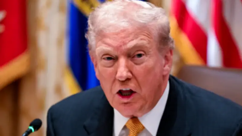 Trump califica a Cuba como 'nación fallida' pero descarta intervención militar