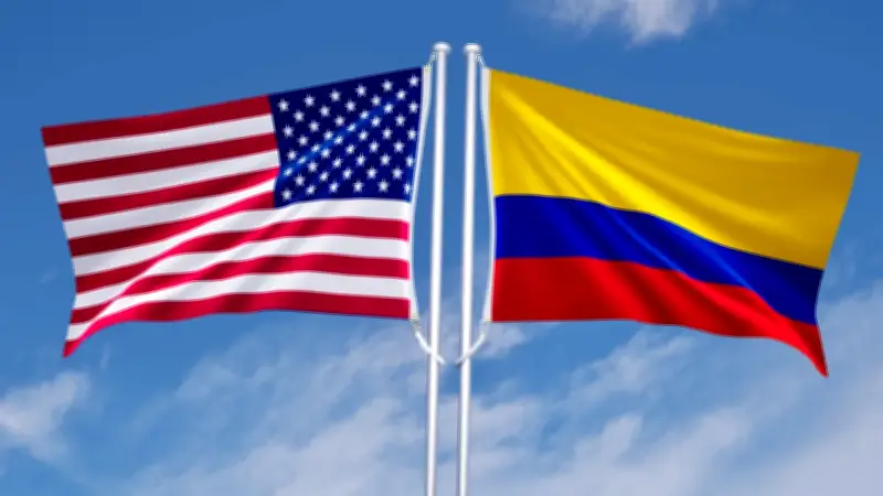 Trump impone arancel del 10%: café, aguacate y banano colombianos serán los más afectados