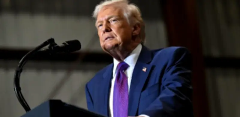 Trump rechaza fallo de Corte Suprema sobre aranceles y anuncia nuevas medidas económicas