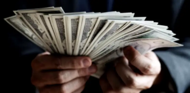 Ucrania imputa a exministro de Energía por liderar trama de lavado de dinero en sector energético