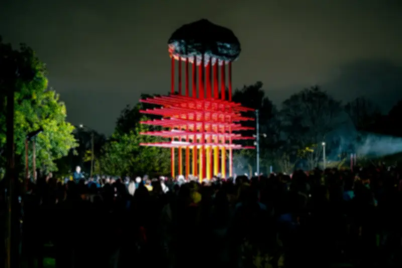 Umbral: Monumento en Bogotá honra a trabajadores de salud fallecidos por COVID-19