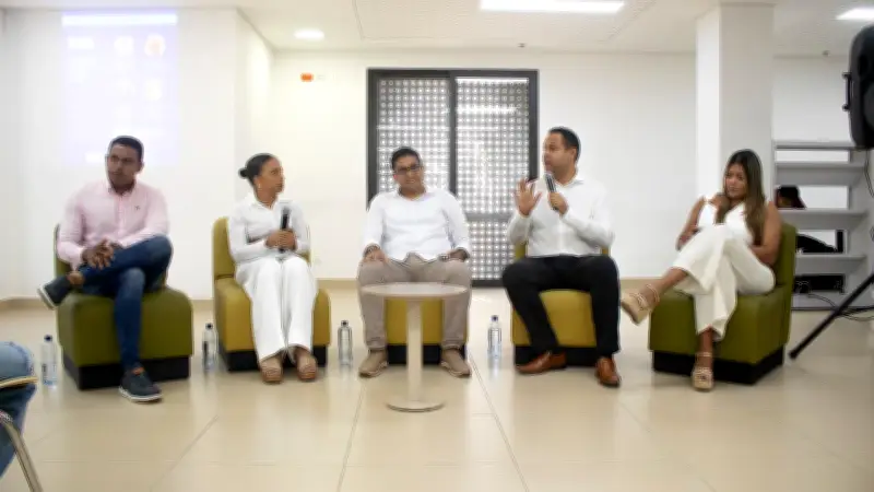 UTB celebra 25 años de Comunicación Social con reflexión sobre periodismo y ética profesional