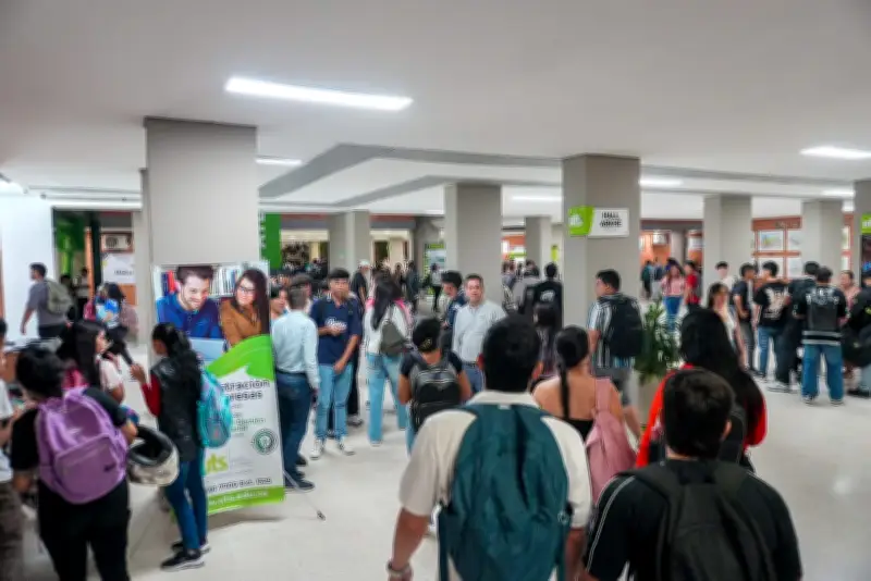 UTS inicia semestre con récord de 30 mil estudiantes y 98% con gratuidad educativa