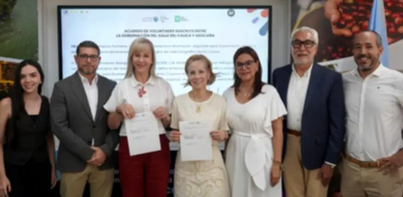 Valle del Cauca y Asocaña unen fuerzas para restaurar 890 km del río Cauca y proteger biodiversidad