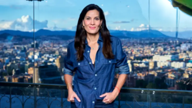 Vanessa de la Torre lanza 'El olor del fin del mundo': novela de amor prohibido gestada en pandemia