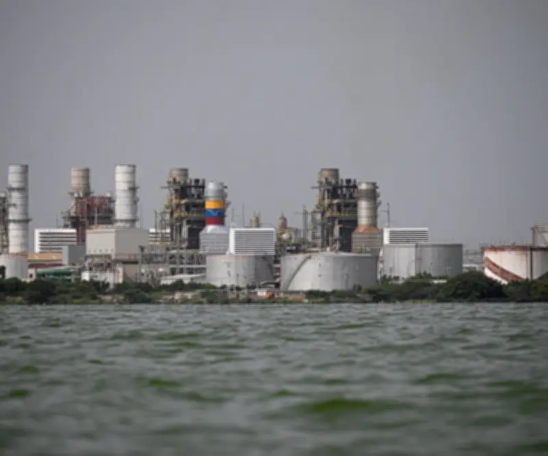 Venezuela libera a consultor petrolero con doble nacionalidad tras cuatro días detenido