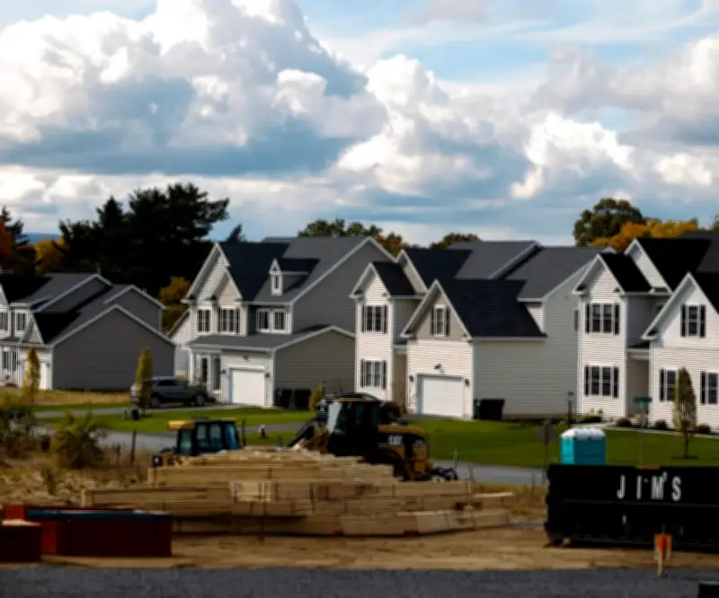 Ventas pendientes de viviendas en EE.UU. caen inesperadamente en enero por escasez de oferta