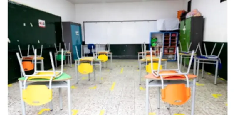 Violencia escolar en Bogotá aumentó 51% en 2025: redes sociales entre principales detonantes