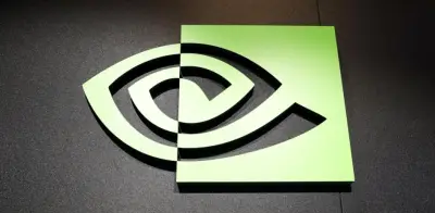 Acciones de Nvidia caen 5,5% en Wall Street pese a récord de utilidades del 65%