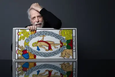 Alejandro Jodorowsky celebra 97 años con libro que recorre su trayectoria inclasificable