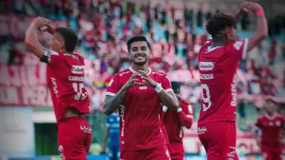 América de Cali golea 3-0 a Alianza FC y consolida su liderazgo en la Liga BetPlay