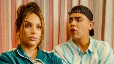 Andrea Valdiri cuestiona a influencers en política tras candidatura de Felipe Saruma